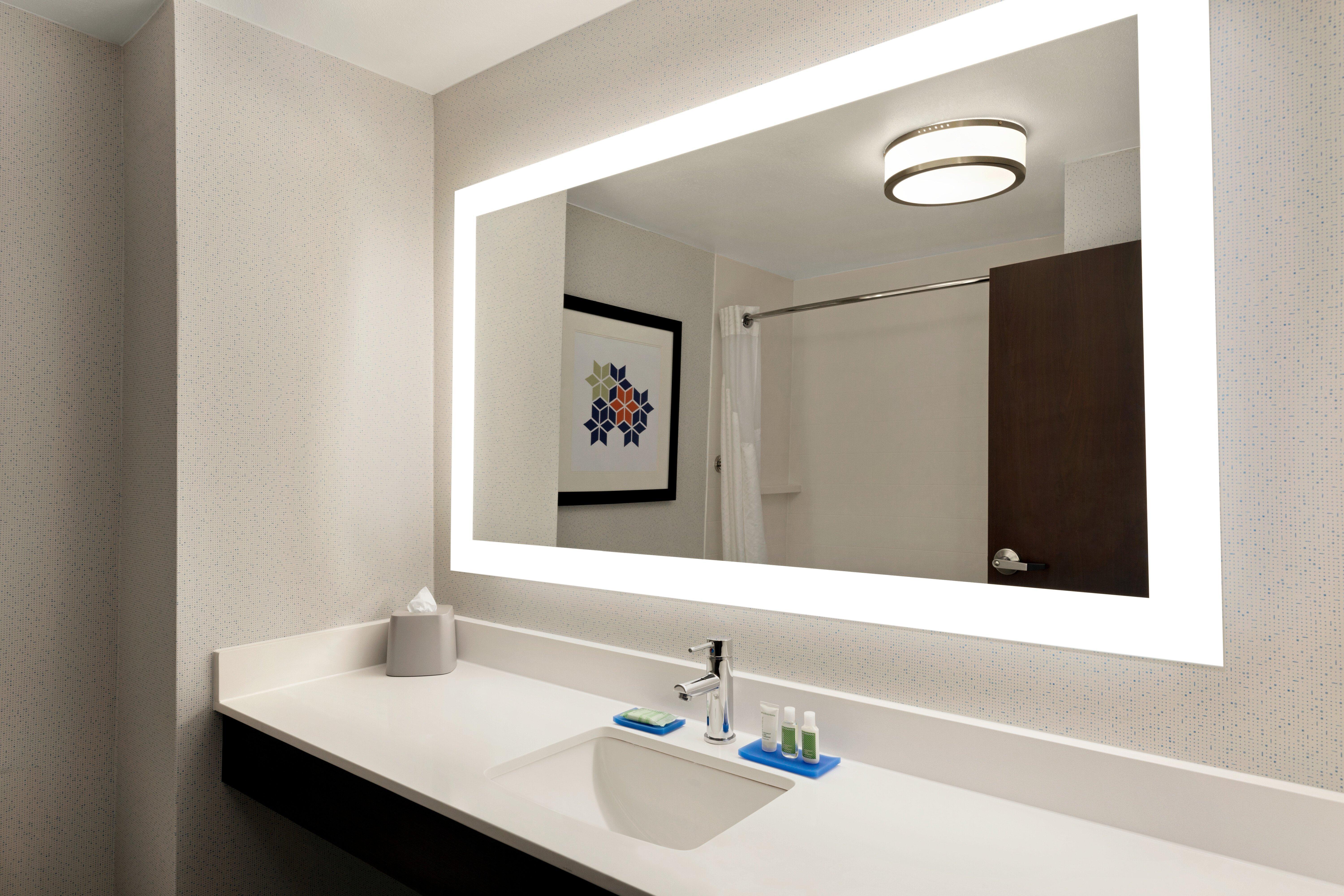 Holiday Inn Express Hotel & Suites Shawnee I-40 By Ihg Esterno foto